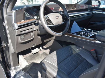 CADILLAC ESCALADE - 4