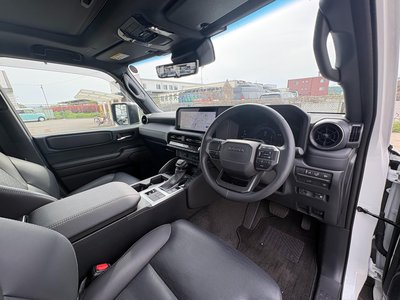 TOYOTA LAND CRUISER - 9