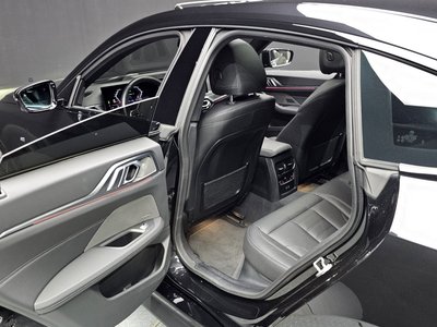 2023 BMW I4 缩略图 18