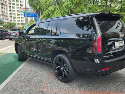 CADILLAC ESCALADE 5TH GENERATION - 2