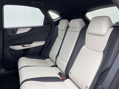 صورة مصغرة 35 لـ 2023 Lexus NX