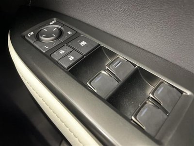 صورة مصغرة 31 لـ 2023 Lexus NX