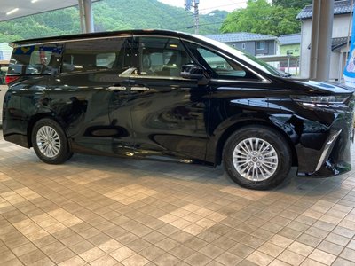TOYOTA ALPHARD - 3
