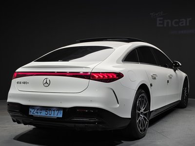 MERCEDES-BENZ EQS - 4