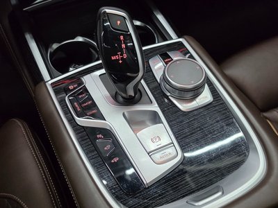 BMW 7 SERIES - 9