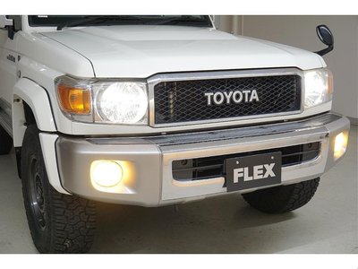 صورة مصغرة 30 لـ 2015 Toyota LAND CRUISER 70