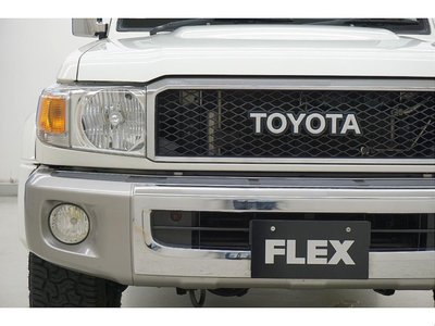 صورة مصغرة 31 لـ 2015 Toyota LAND CRUISER 70