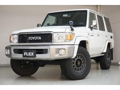 صورة مصغرة 41 لـ 2015 Toyota LAND CRUISER 70