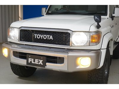 صورة مصغرة 34 لـ 2015 Toyota LAND CRUISER 70