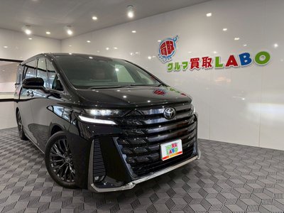 2025 Toyota VELLFIRE — фото 1