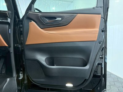 2025 Toyota VELLFIRE — фото 10