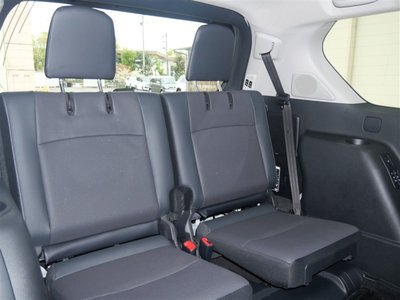 TOYOTA LAND CRUISER PRADO - 8