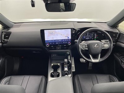 صورة 3 لـ 2023 Lexus NX