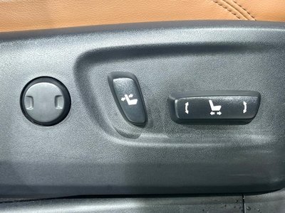 TOYOTA LAND CRUISER PRADO - 7