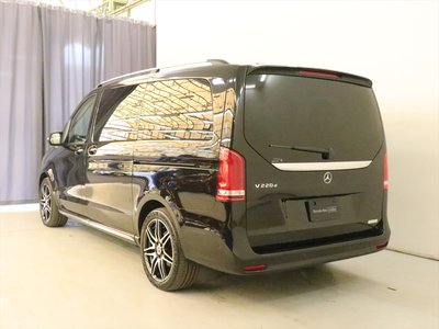 صورة 3 لـ 2023 Mercedes-BENZ V-CLASS