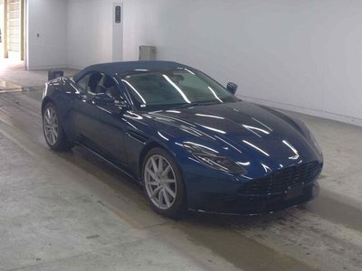 ASTON MARTIN DB11 - 1