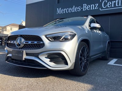 MERCEDES-BENZ GLA - 4
