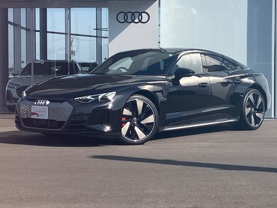 AUDI E-TRON GT QUATTRO