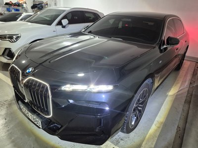 BMW 7 SERIES - 4