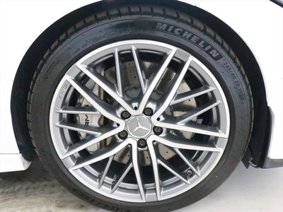 صورة مصغرة 36 لـ 2023 Mercedes-BENZ C-CLASS AMG