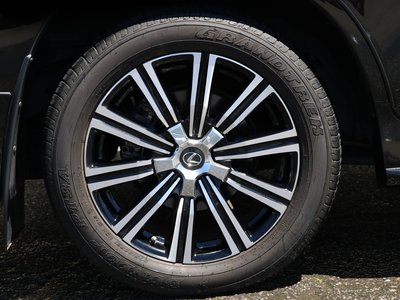 2019 Lexus LX 缩略图 21