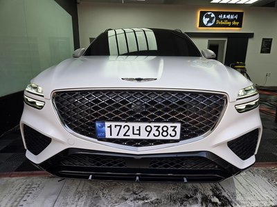 صورة 2 لـ 2021 Genesis GV70