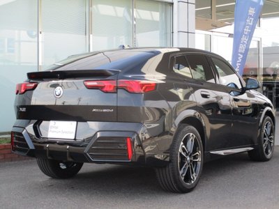 2025 BMW X2 thumbnail 11