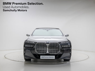 BMW I7 - 5