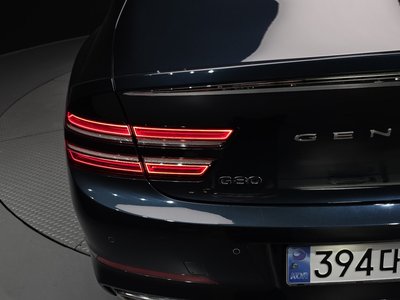 GENESIS G80 (RG3) - 10
