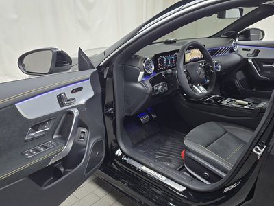 MERCEDES-BENZ CLA - 10