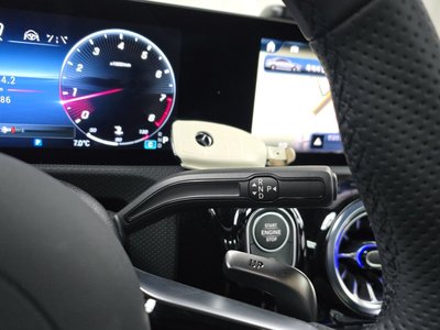 MERCEDES-BENZ CLA - 9