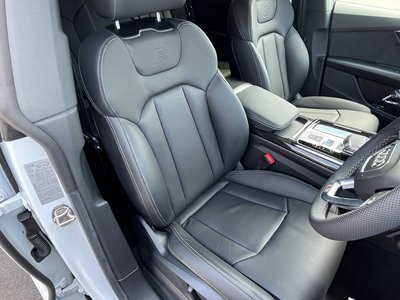 AUDI Q8 - 10