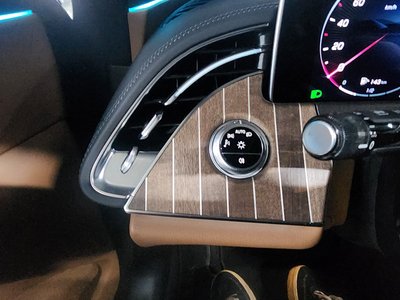 MERCEDES-BENZ E-CLASS - 7