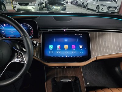 MERCEDES-BENZ E-CLASS - 5