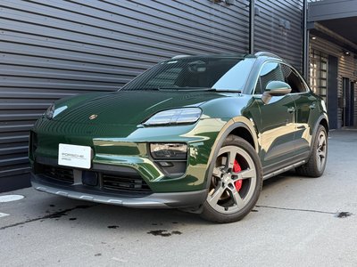 PORSCHE MACAN - 1