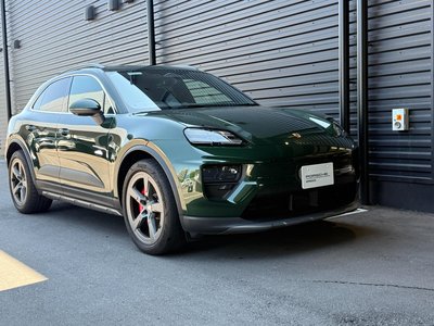 PORSCHE MACAN - 6