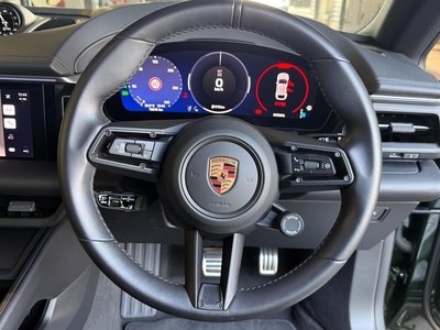 صورة مصغرة 16 لـ 2025 Porsche MACAN
