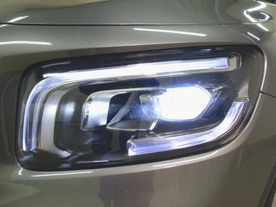 MERCEDES-BENZ GLB - 3