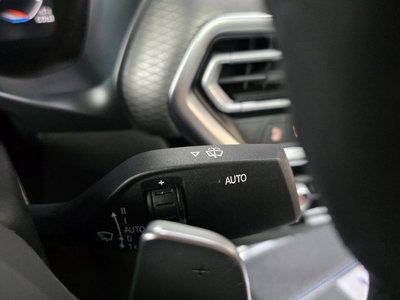 2025 BMW X4 thumbnail 36