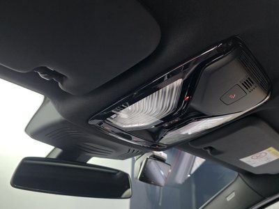 2025 BMW X4 thumbnail 29