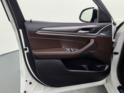 2025 BMW X4 thumbnail 14