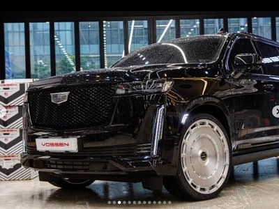 CADILLAC ESCALADE 5TH GENERATION - 9