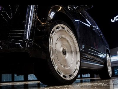 CADILLAC ESCALADE 5TH GENERATION - 7