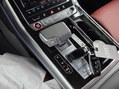 2026 AUDI SQ7 — миниатюра 12