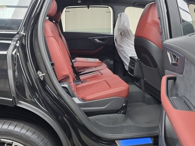 2026 AUDI SQ7 — миниатюра 17