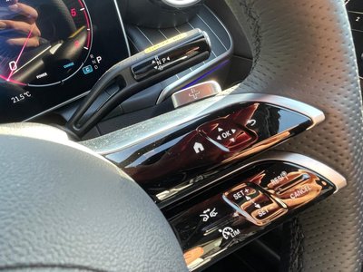 2025 Mercedes-BENZ GLC 照片 6