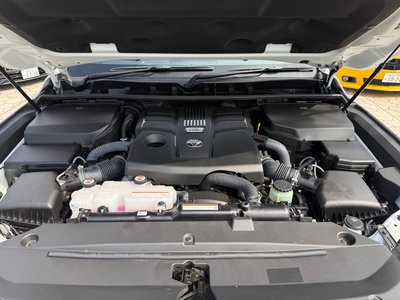 صورة مصغرة 51 لـ 2025 Toyota LAND CRUISER 300