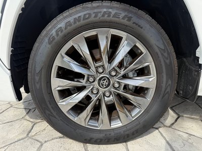 صورة مصغرة 50 لـ 2025 Toyota LAND CRUISER 300