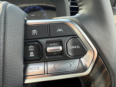 صورة مصغرة 21 لـ 2025 Toyota LAND CRUISER 300