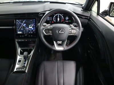 صورة مصغرة 14 لـ 2025 Lexus LBX